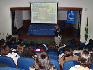 mesas-em-seminario-debatem-o-dialogo-entre-saberes-nas-emergencias-e-nos-desastres-e-a-formacao-do-psicologo
